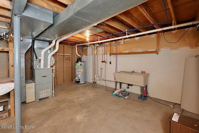 511 Pennyroyal Way, Louisville, KY 40223