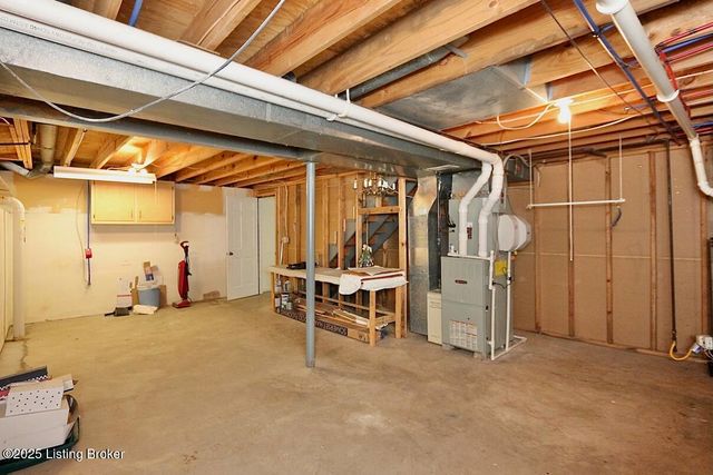 511 Pennyroyal Way, Louisville, KY 40223