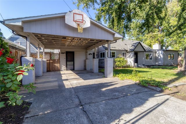 312 McCabe Street, Walla Walla, WA 99362