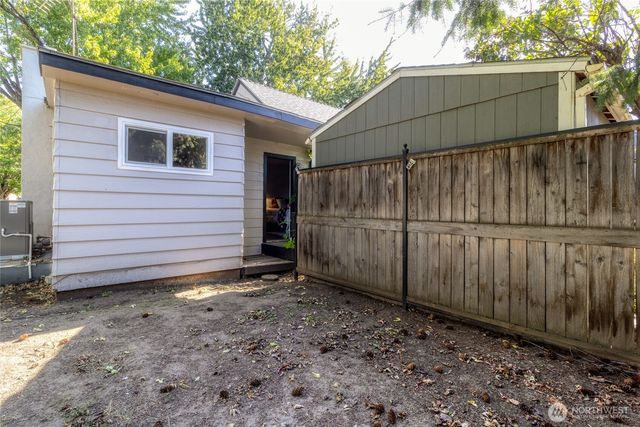 312 McCabe Street, Walla Walla, WA 99362