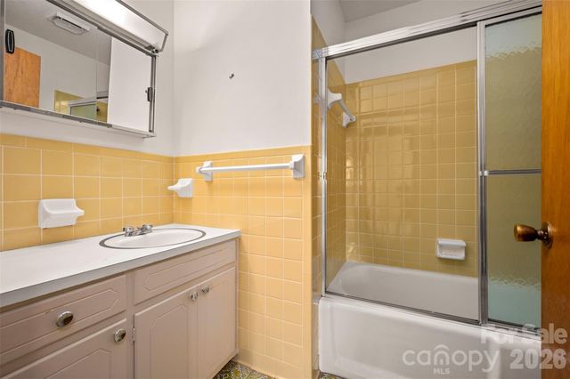 215 Windover Drive, Forest City, NC 28043