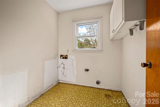 215 Windover Drive, Forest City, NC 28043