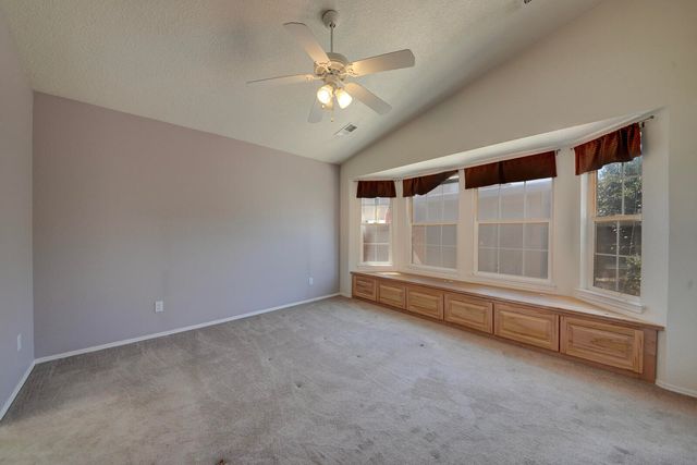 6308 Keswick Place NW, Albuquerque, NM 87120