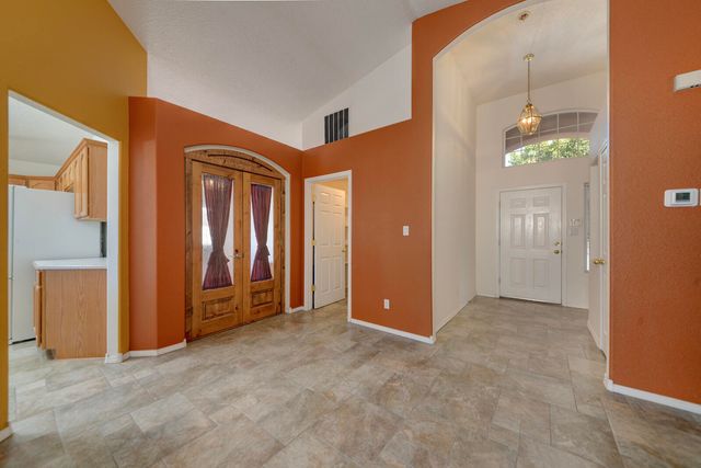 6308 Keswick Place NW, Albuquerque, NM 87120