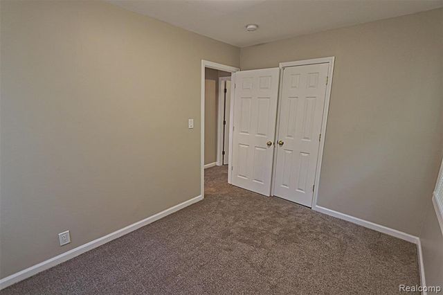 19192 Negaunee, Redford, MI 48240
