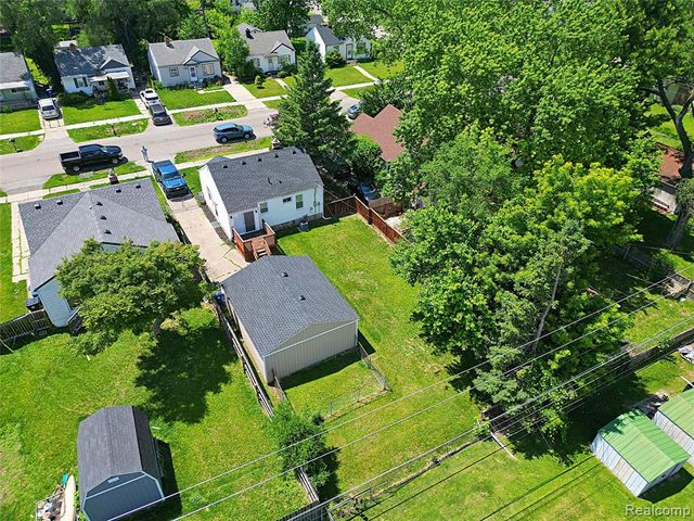 19192 Negaunee, Redford, MI 48240