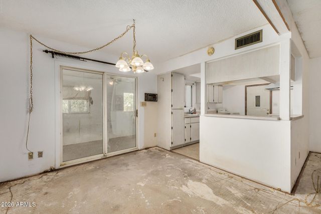 9347 E SUN LAKES Boulevard N, Sun Lakes, AZ 85248