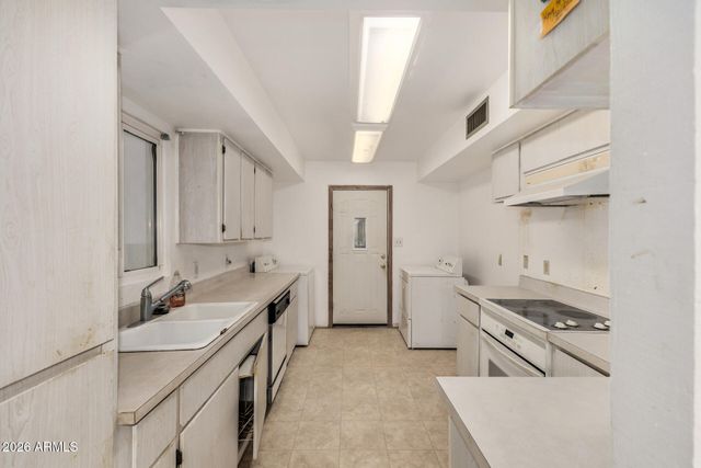 9347 E SUN LAKES Boulevard N, Sun Lakes, AZ 85248