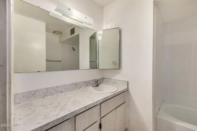 9347 E SUN LAKES Boulevard N, Sun Lakes, AZ 85248