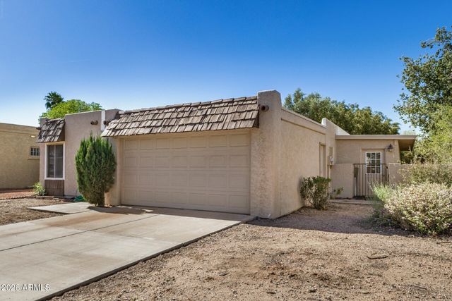 9347 E SUN LAKES Boulevard N, Sun Lakes, AZ 85248