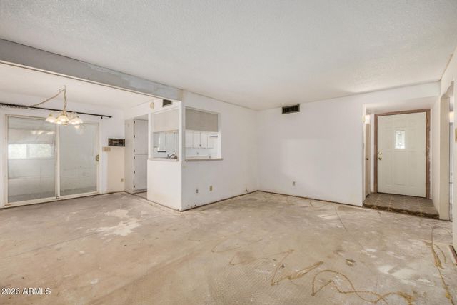 9347 E SUN LAKES Boulevard N, Sun Lakes, AZ 85248