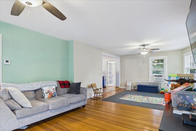 15 Morrison Rd, Braintree, MA 02184