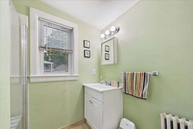 15 Morrison Rd, Braintree, MA 02184