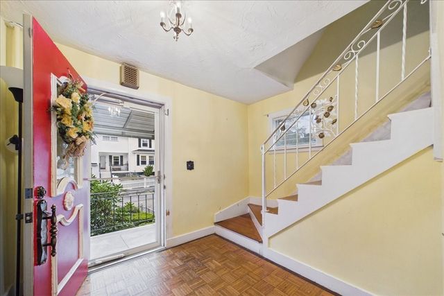 15 Morrison Rd, Braintree, MA 02184