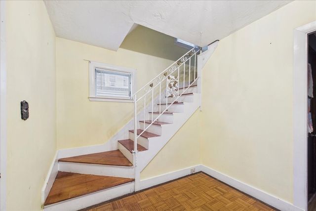 15 Morrison Rd, Braintree, MA 02184