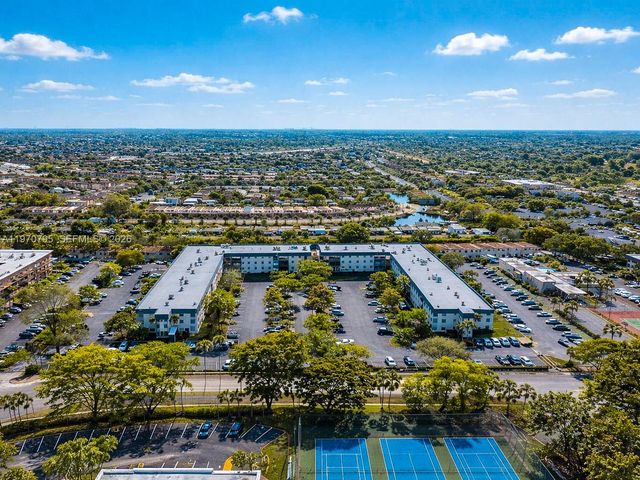 4990 E Sabal Palm Boulevard 202, Tamarac, FL 33319