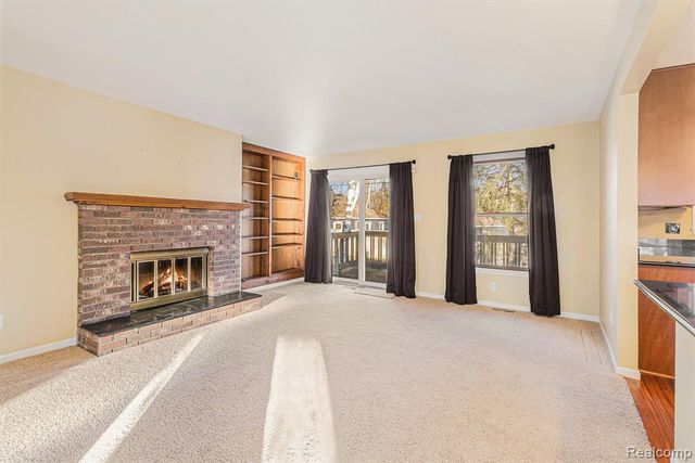 1948 Evona, Wixom, MI 48393