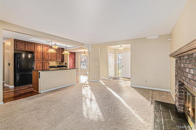 1948 Evona, Wixom, MI 48393