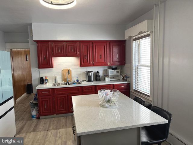 256 MORRIS AVE, Trenton, NJ 08611