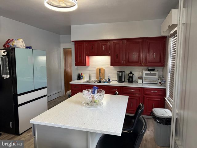 256 MORRIS AVE, Trenton, NJ 08611