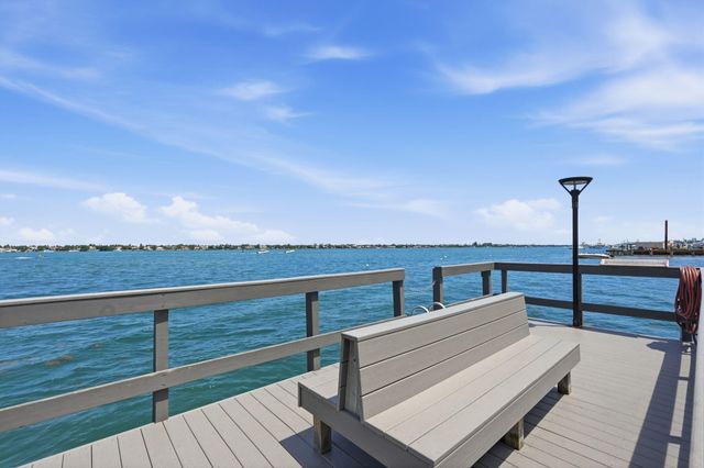 5600 N Flagler Drive 1110, West Palm Beach, FL 33407