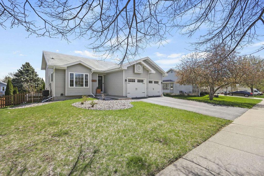 307 N Halsor Street, Deforest, WI 53532