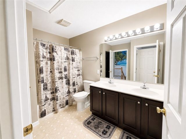 48 Links Dr, Shenango Twp, PA 16101