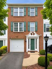 48 Links Dr, Shenango Twp, PA 16101