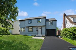 12 Armory Place, Teaneck, NJ 07666