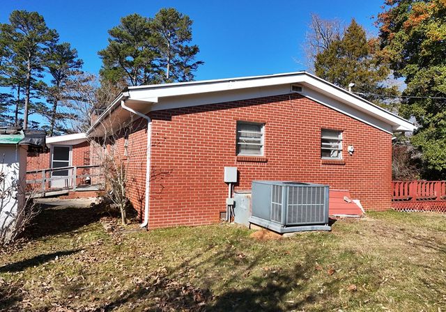 33 Dover Road, Blairsville, GA 30512
