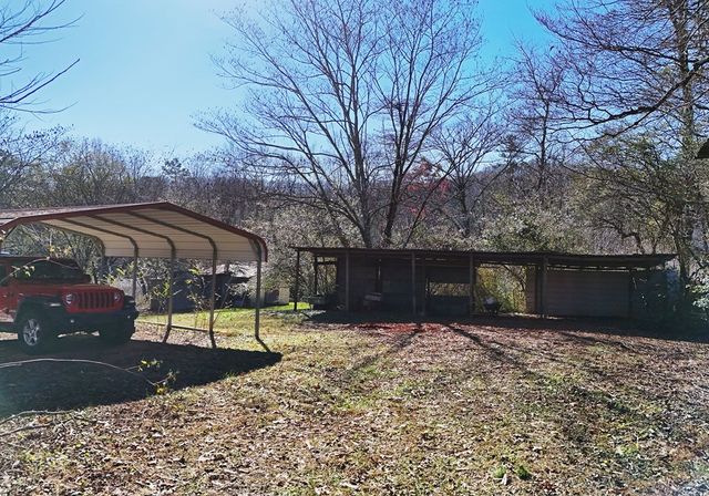 33 Dover Road, Blairsville, GA 30512