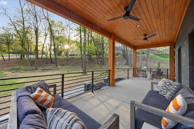 901 Tannahill Drive SE, Huntsville, AL 35802