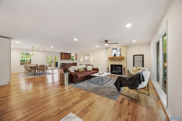 901 Tannahill Drive SE, Huntsville, AL 35802