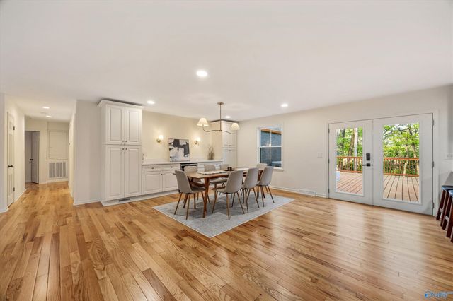 901 Tannahill Drive SE, Huntsville, AL 35802