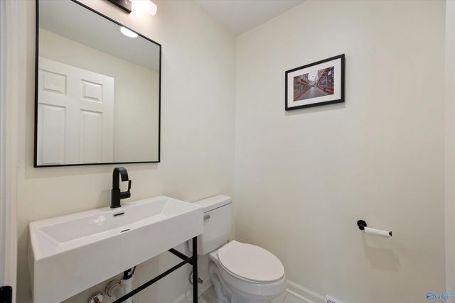 901 Tannahill Drive SE, Huntsville, AL 35802