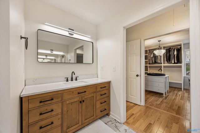 901 Tannahill Drive SE, Huntsville, AL 35802