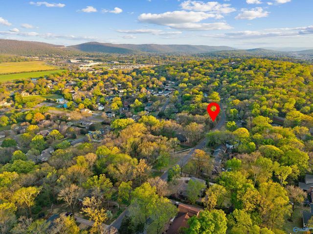 901 Tannahill Drive SE, Huntsville, AL 35802