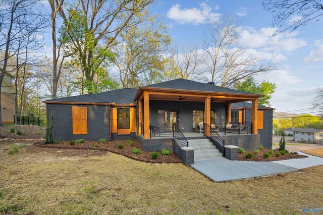 901 Tannahill Drive SE, Huntsville, AL 35802