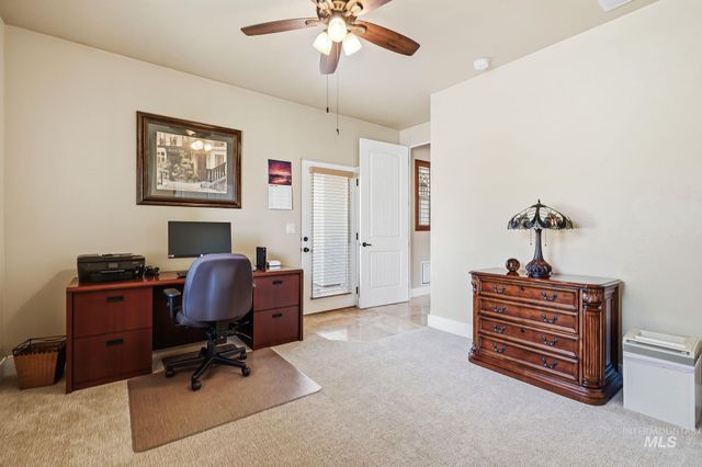 275 W Fortini St, Meridian, ID 83642