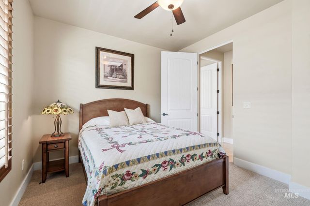 275 W Fortini St, Meridian, ID 83642
