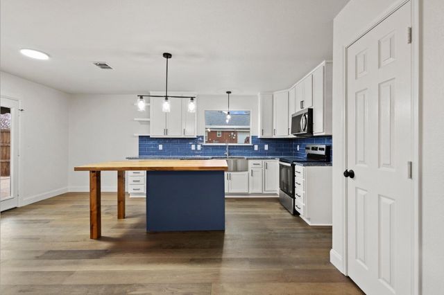 1713 Pebblebrook Lane, Sherman, TX 75092