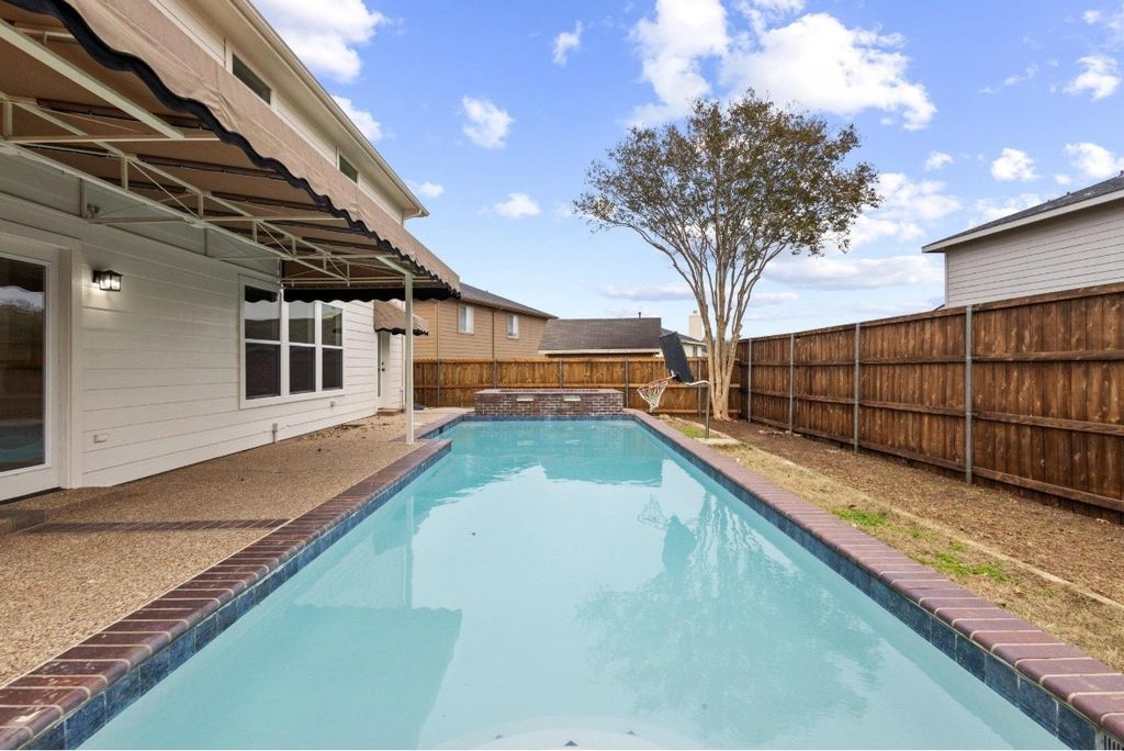 1713 Pebblebrook Lane, Sherman, TX 75092