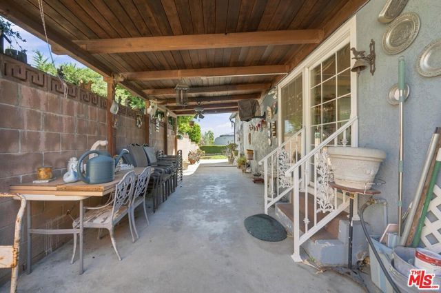 2402 Teasley Street, La Crescenta, CA 91214