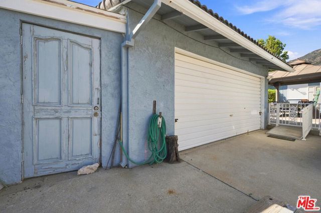 2402 Teasley Street, La Crescenta, CA 91214
