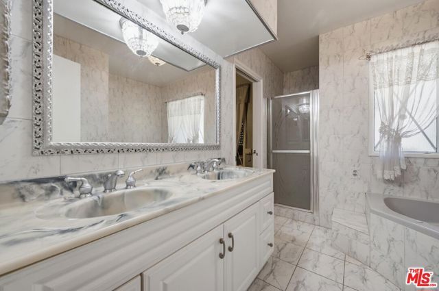 2402 Teasley Street, La Crescenta, CA 91214