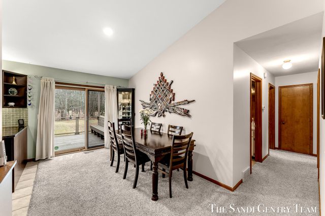 17908 Shore Acres Road, Grand Haven, MI 49417