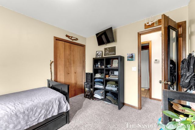 17908 Shore Acres Road, Grand Haven, MI 49417