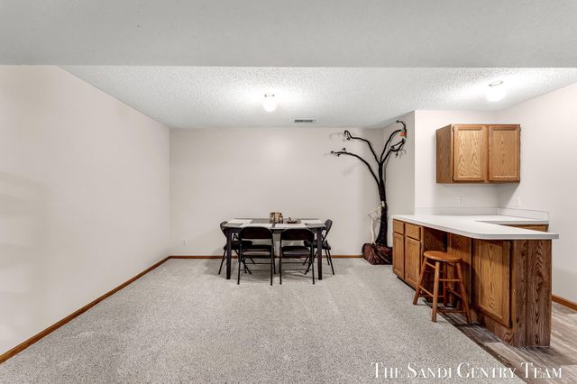 17908 Shore Acres Road, Grand Haven, MI 49417
