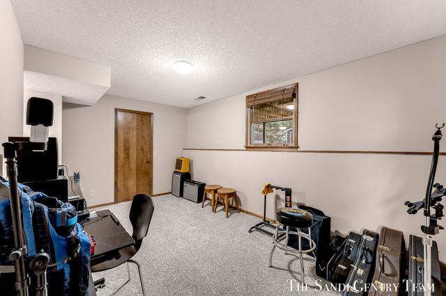 17908 Shore Acres Road, Grand Haven, MI 49417