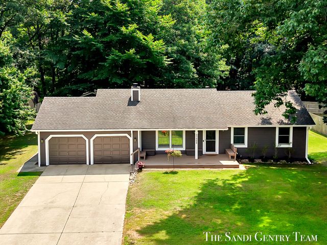 17908 Shore Acres Road, Grand Haven, MI 49417